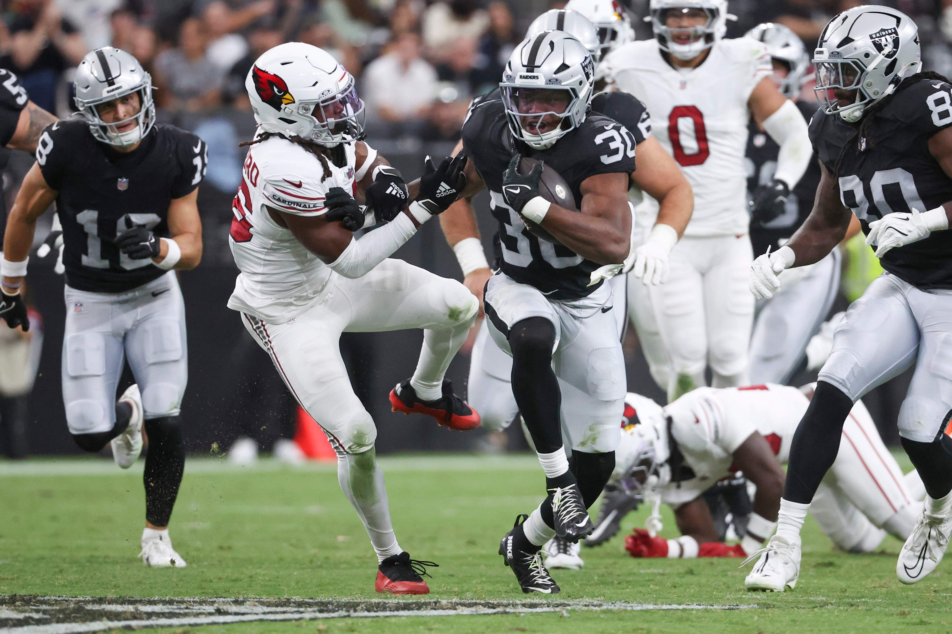 Raiders RB Mike Washington Jr.