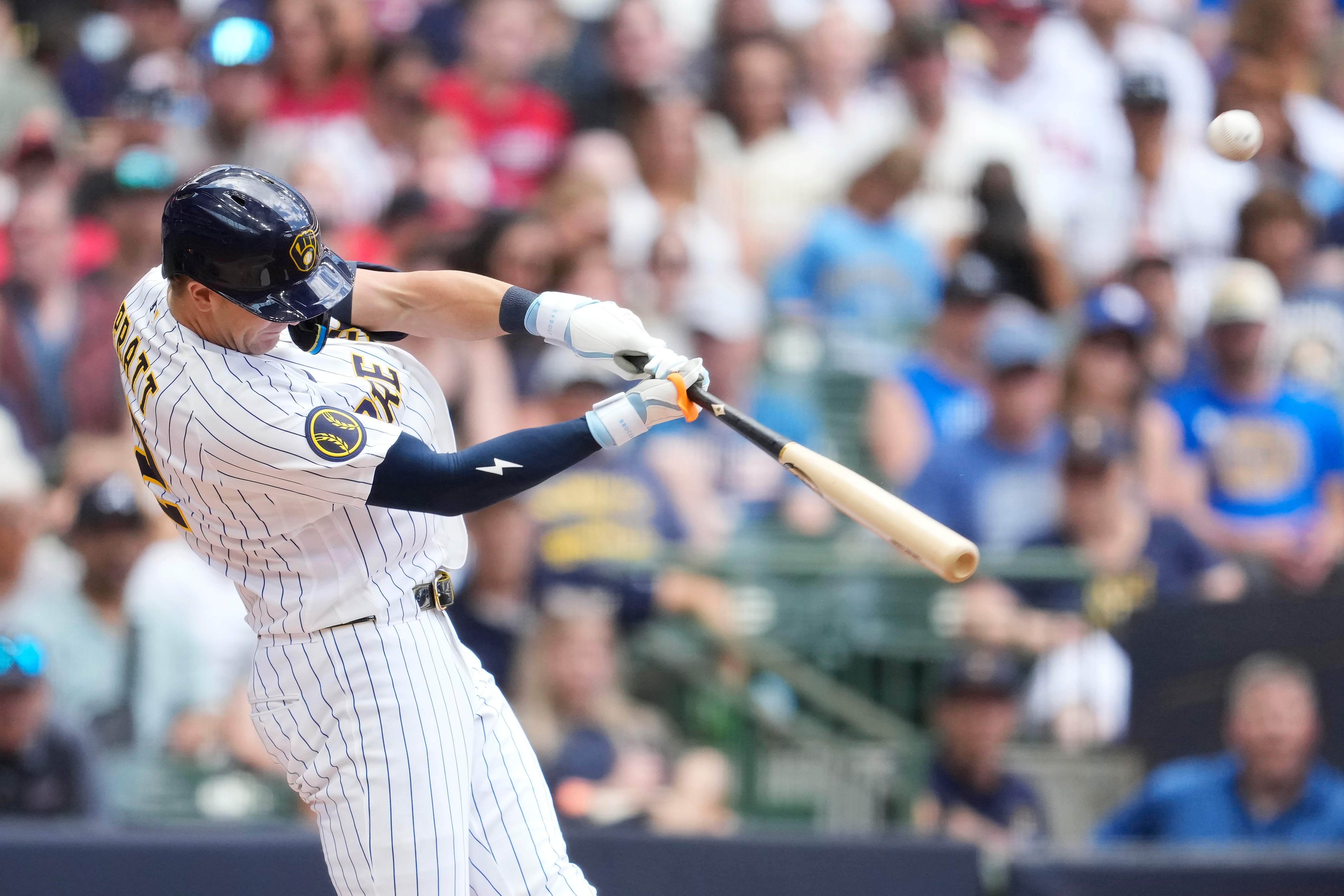 Atlanta Braves v Milwaukee Brewers