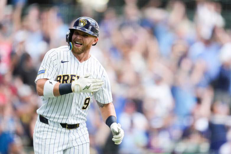 Atlanta Braves v Milwaukee Brewers