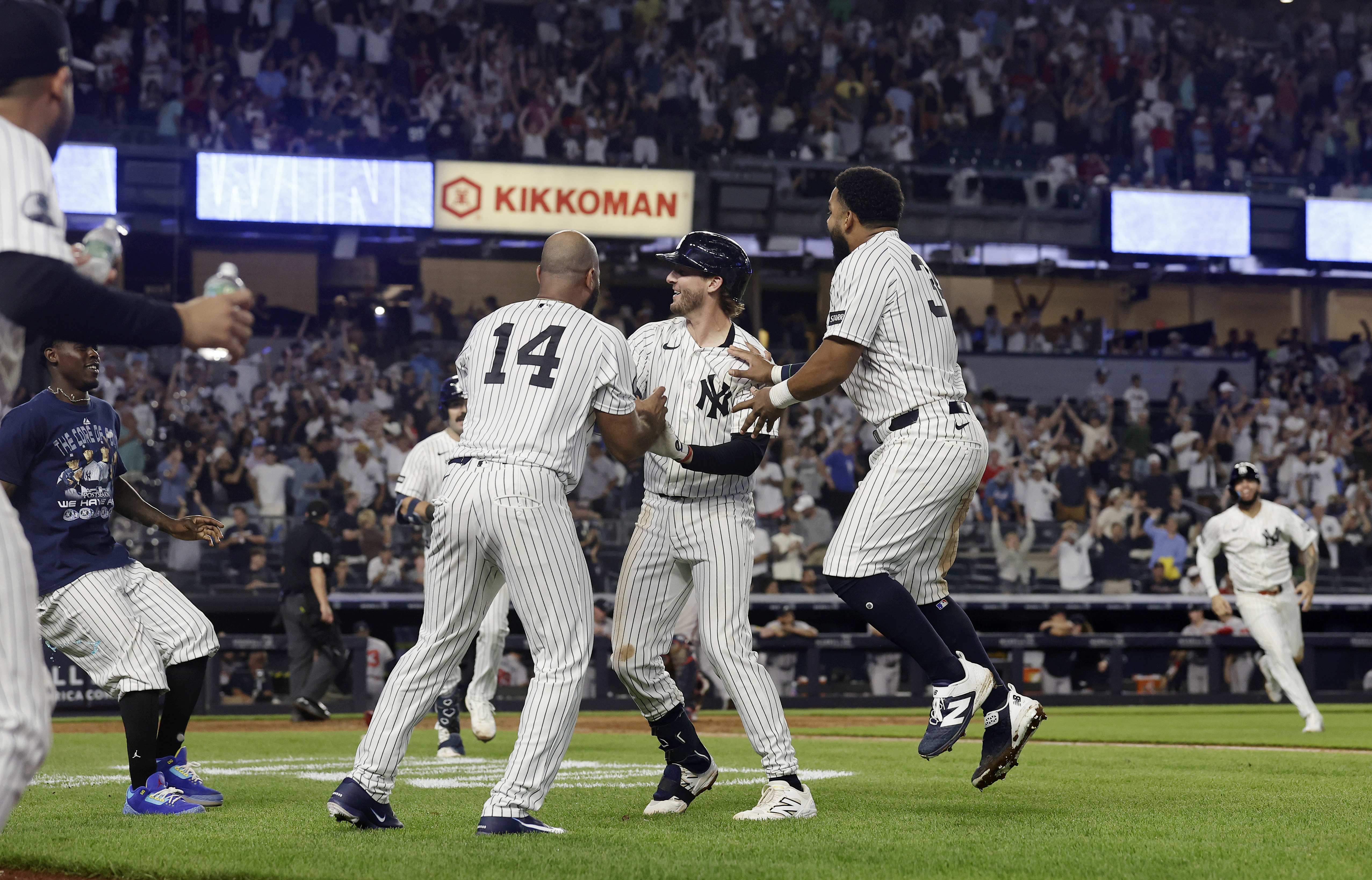 Atlanta Braves v New York Yankees