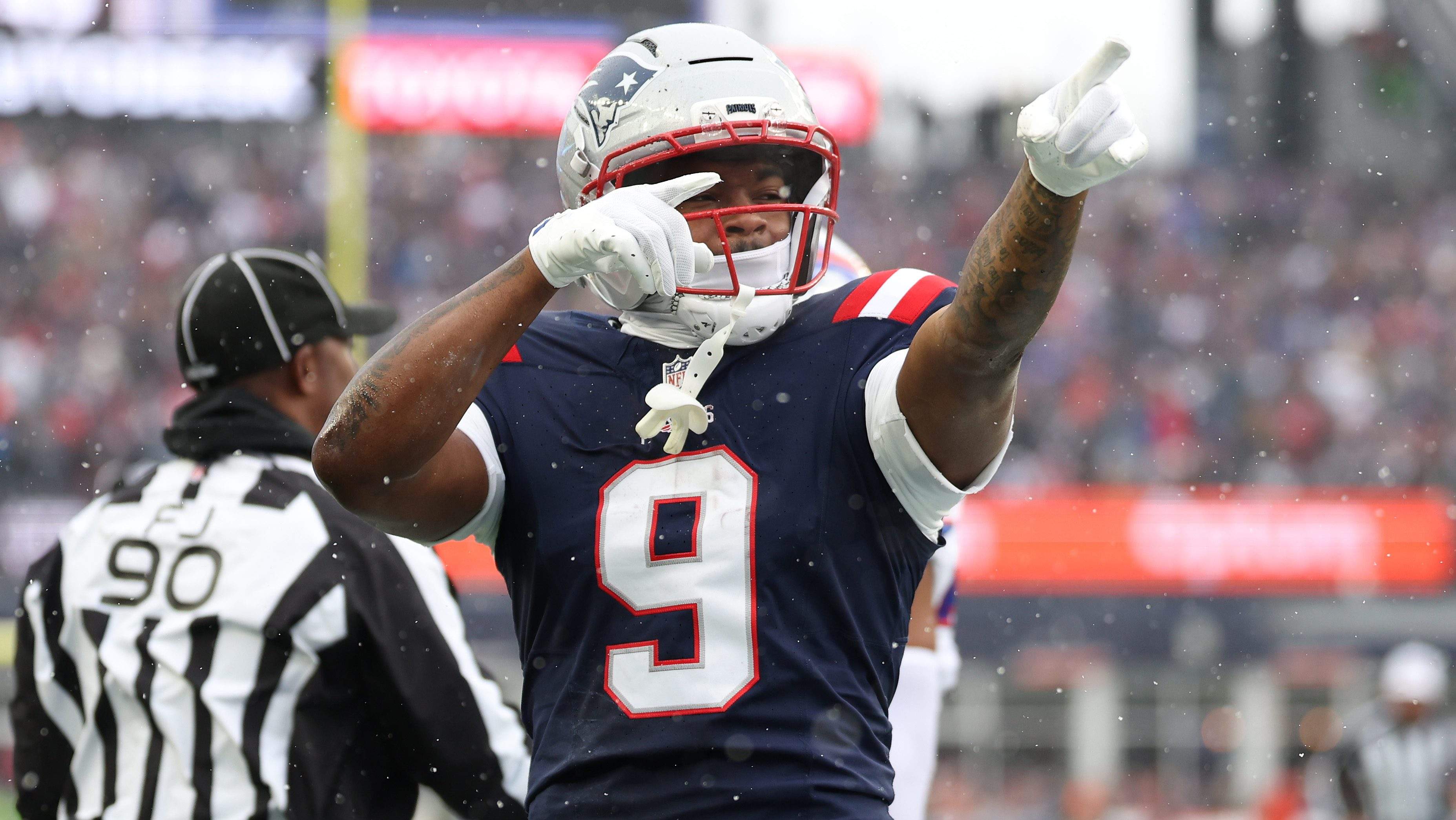 Buffalo Bills v New England Patriots - NFL 2025