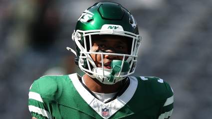 49ers Move Quickly to Bring Back 1,900-Yard RB