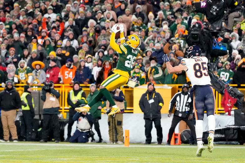 Chicago Bears v Green Bay Packers - NFL 2025