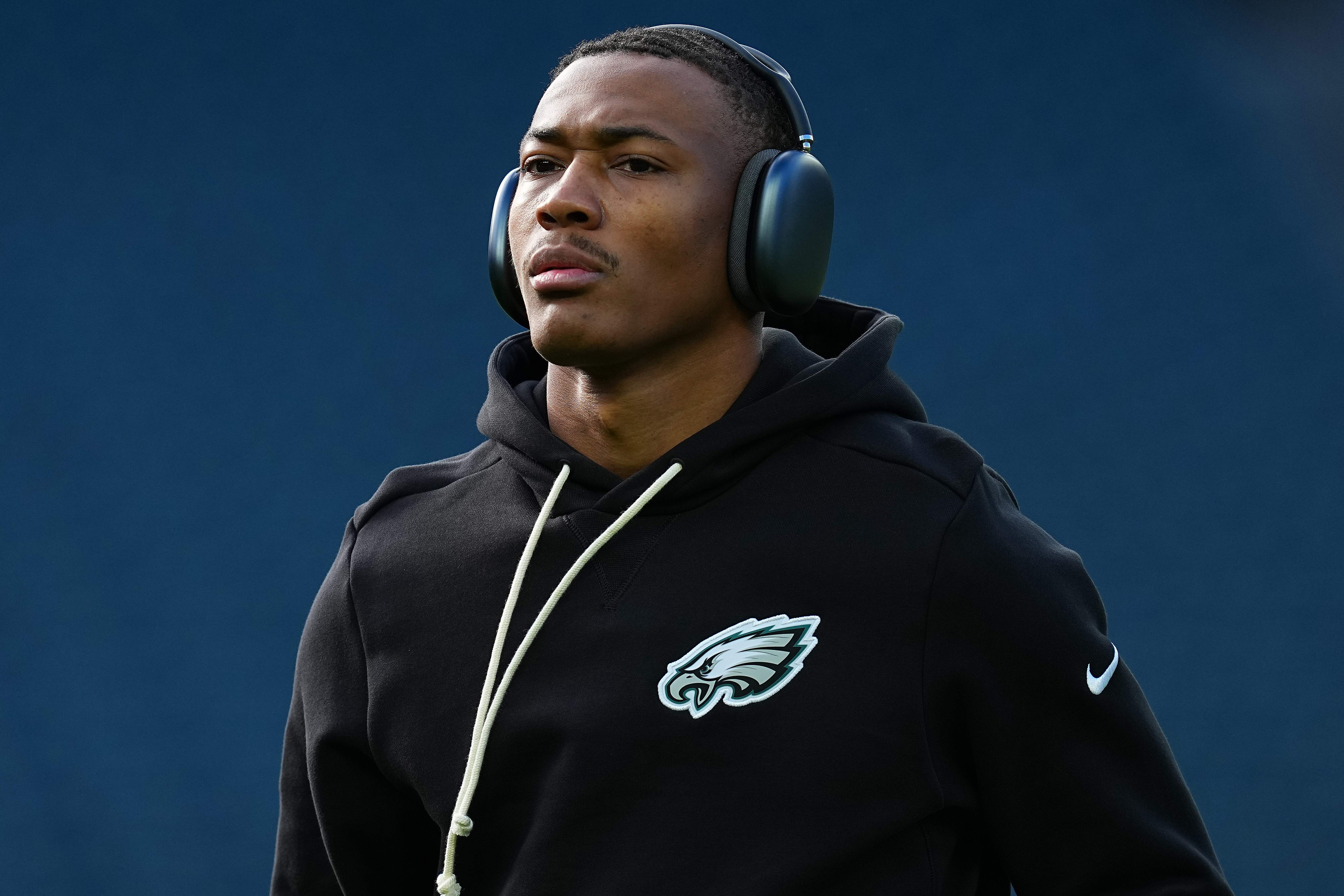 Philadelphia Eagles Get Concerning DeVonta Smith News At Training Camp
