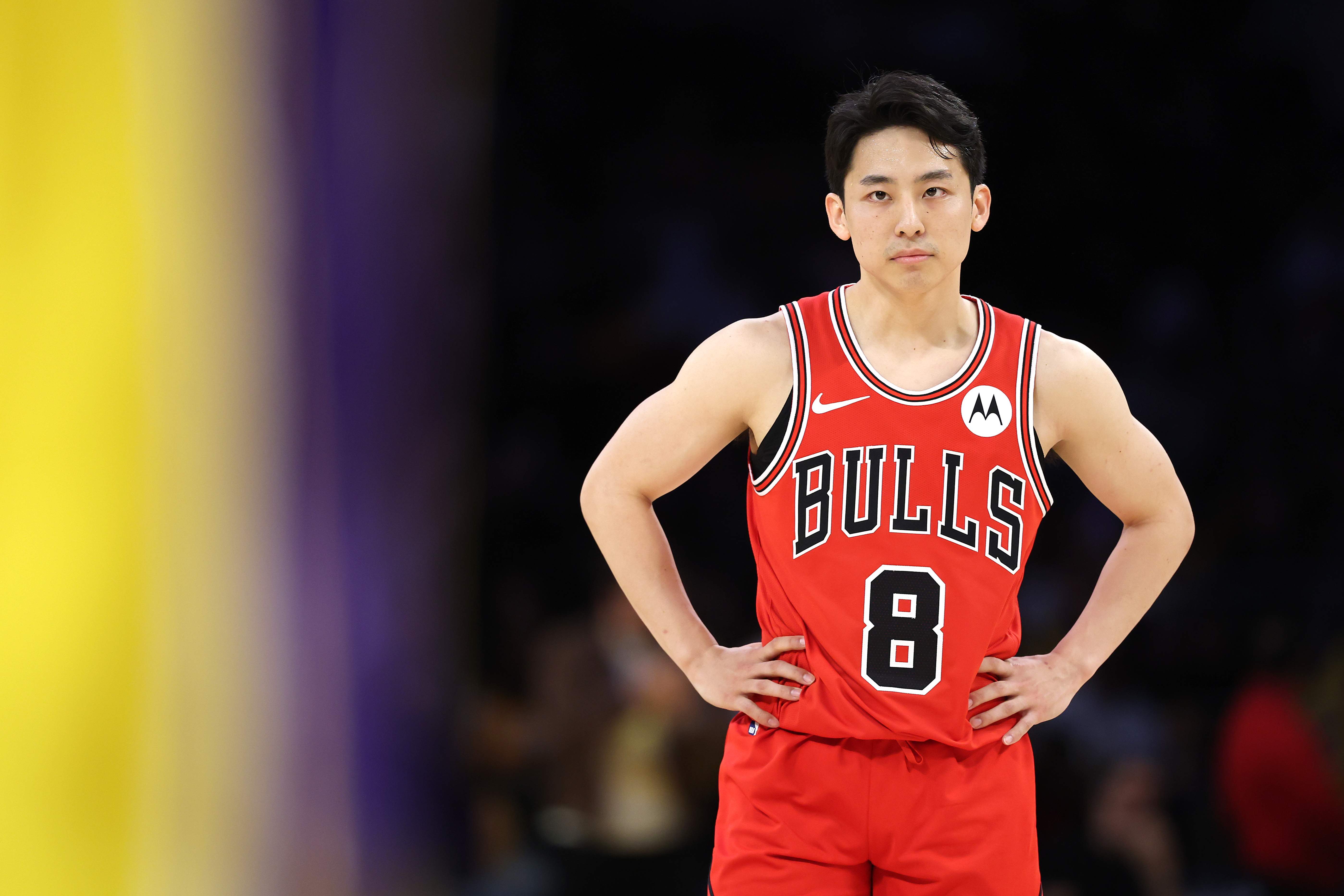 Chicago Bulls v Los Angeles Lakers