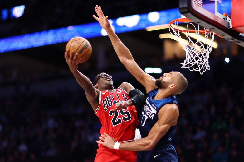 Chicago Bulls v Minnesota Timberwolves