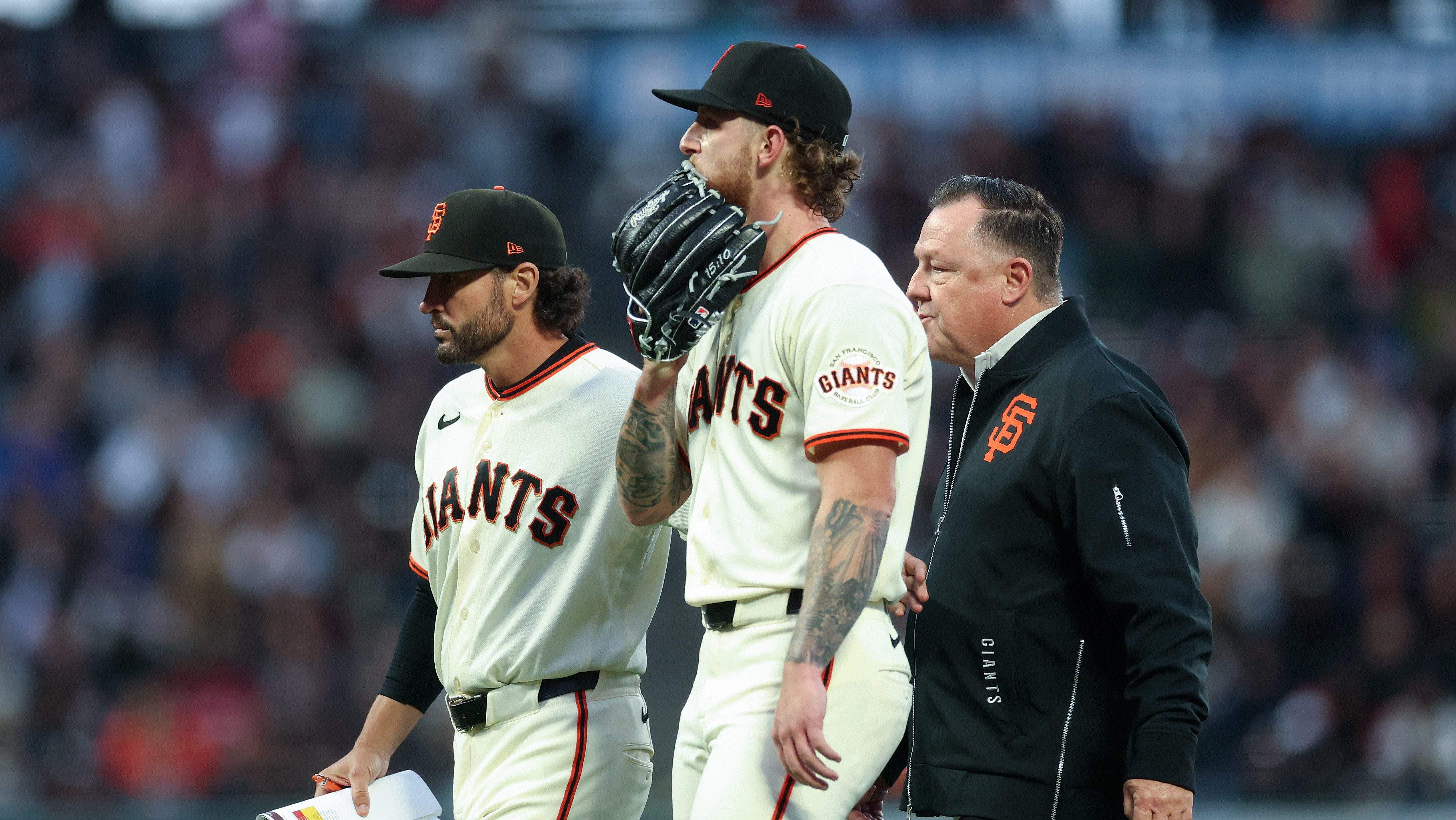 Giants Get Devastating Carson Whisenhunt Injury News During Reds Series