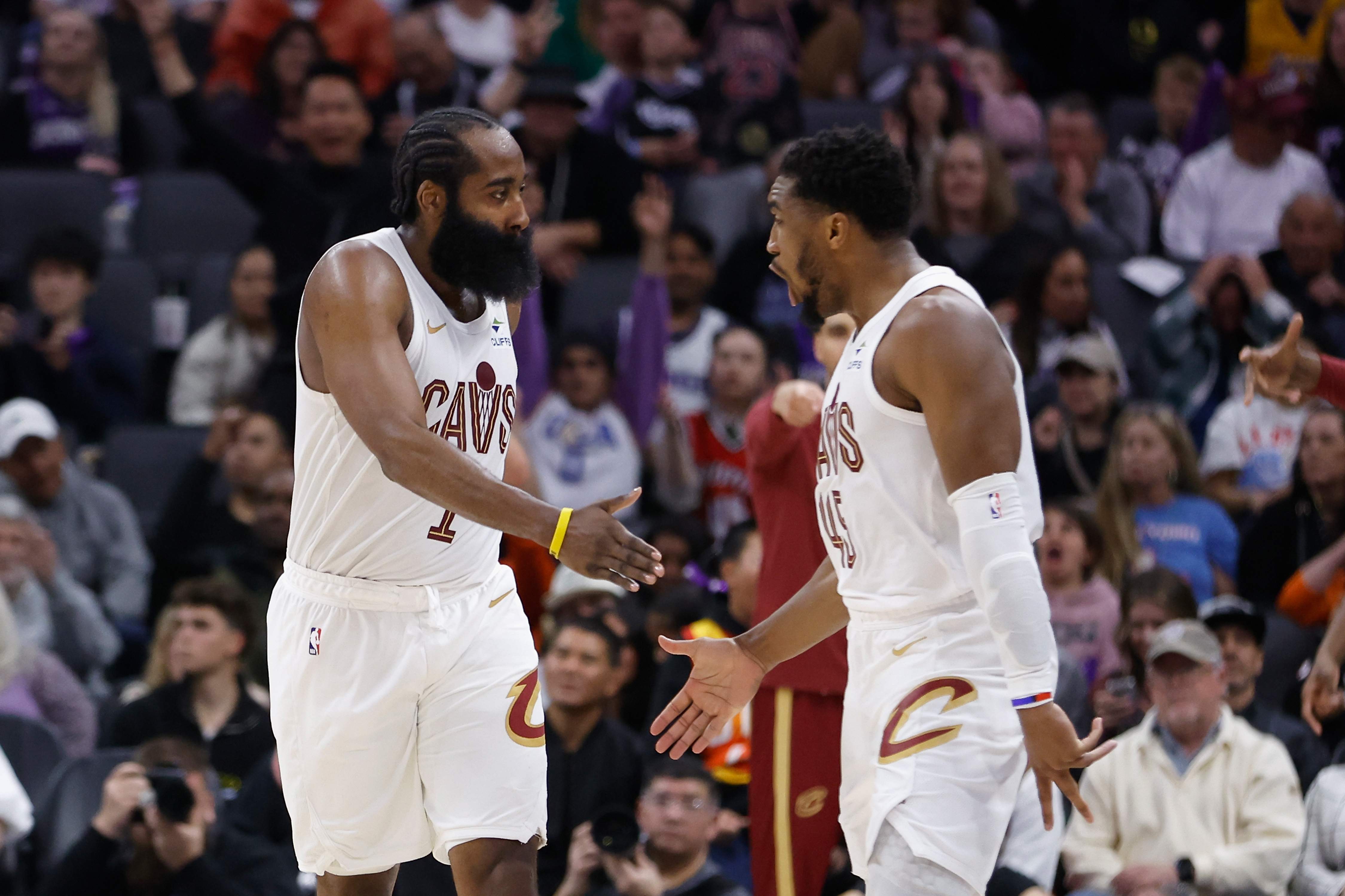 Cleveland Cavaliers v Sacramento Kings