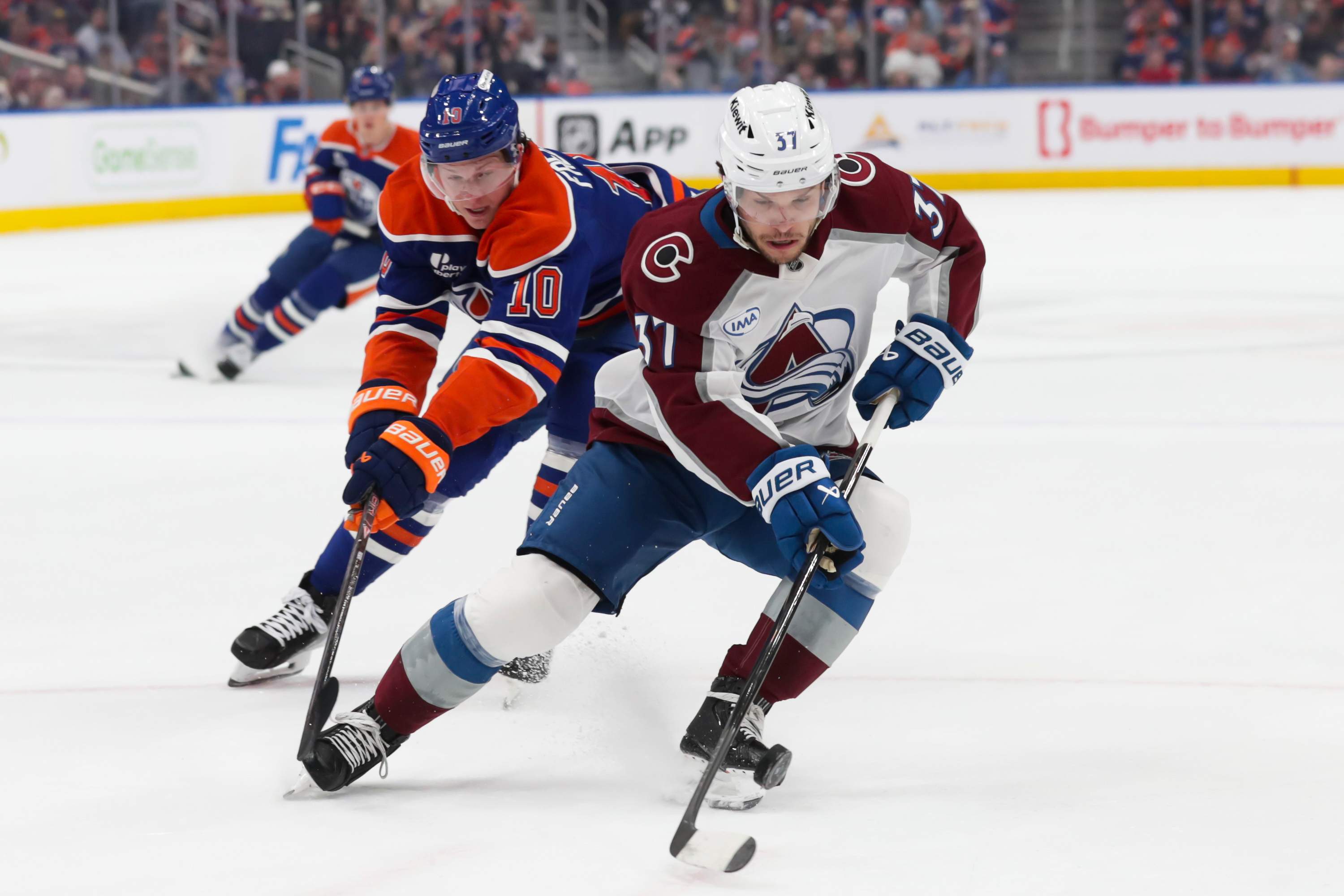 Colorado Avalanche v Edmonton Oilers