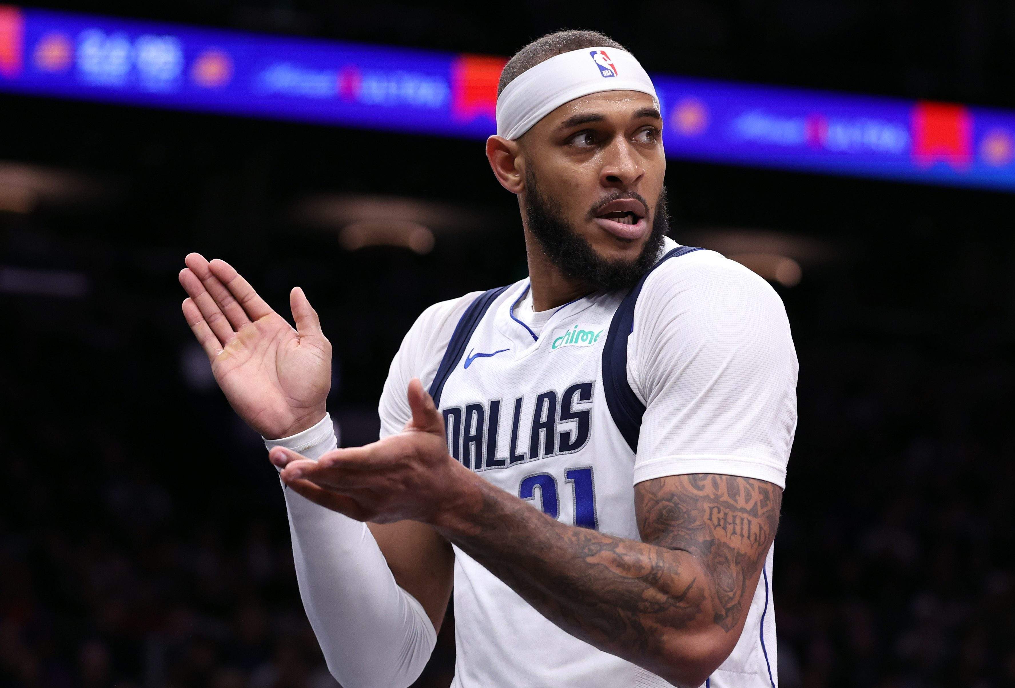 Dallas Mavericks v Phoenix Suns