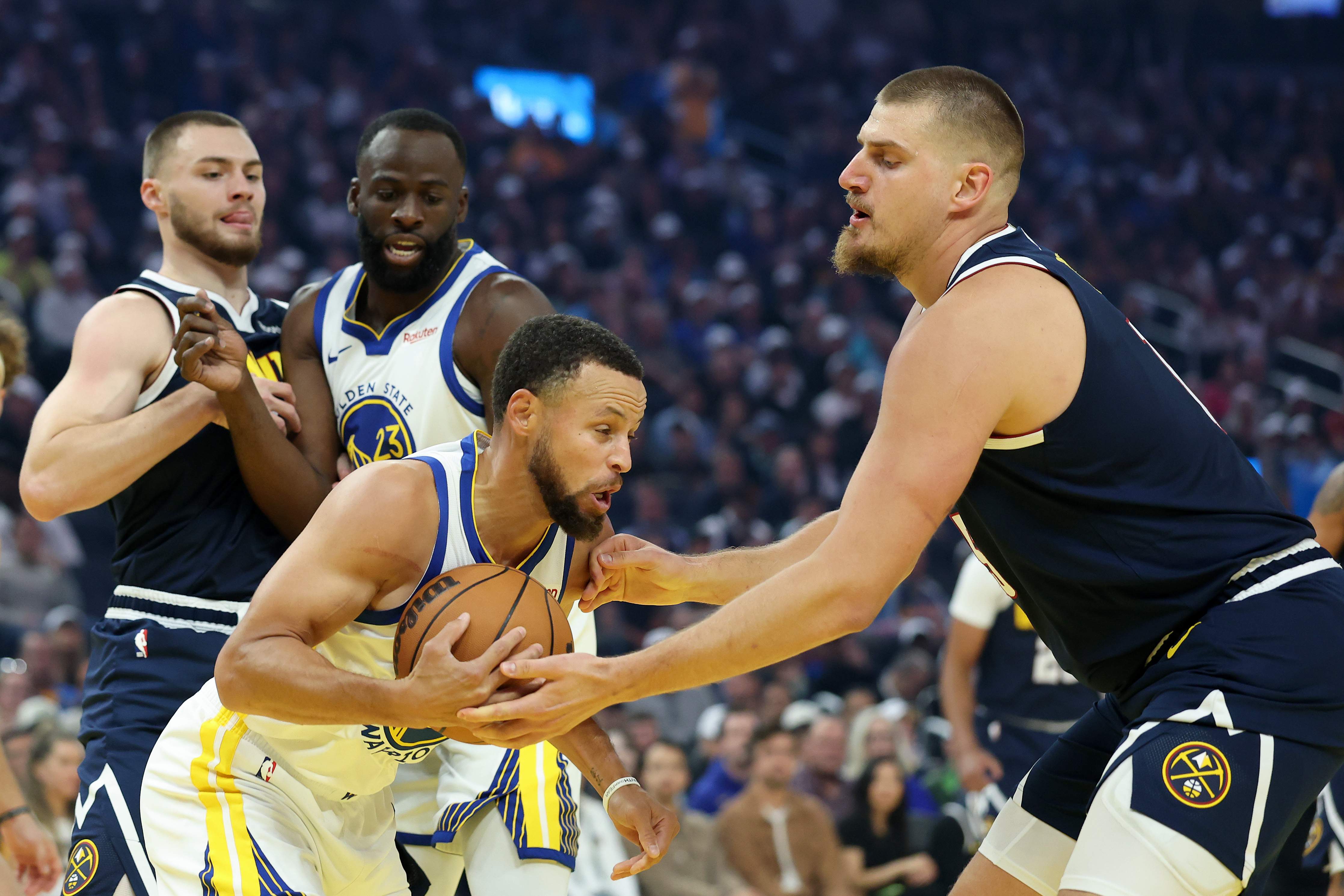 Denver Nuggets v Golden State Warriors