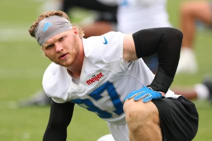 Lions’ Aidan Hutchinson Earns National Recognition