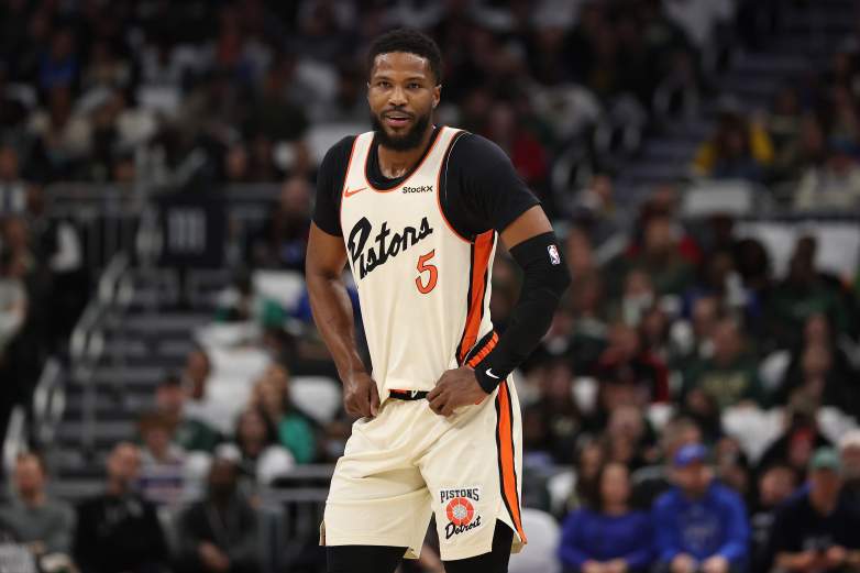Detroit Pistons v Milwaukee Bucks