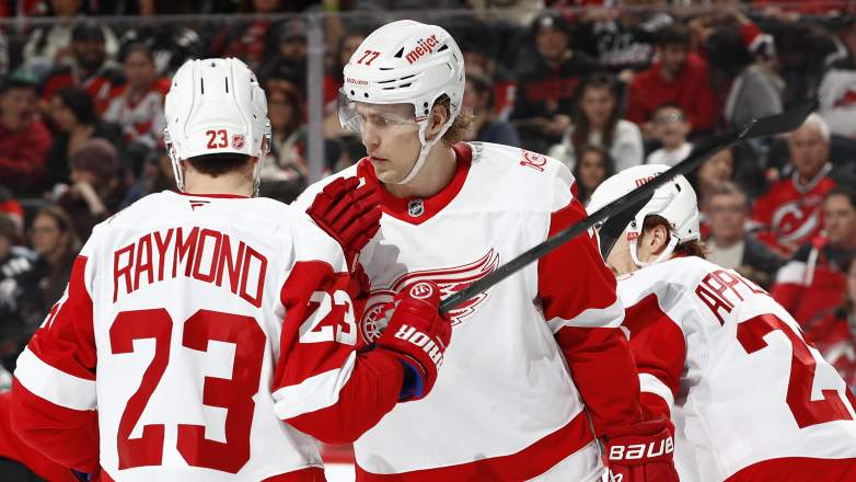 The Detroit Red Wings want to give Simon Edvinsson a new contract soon.