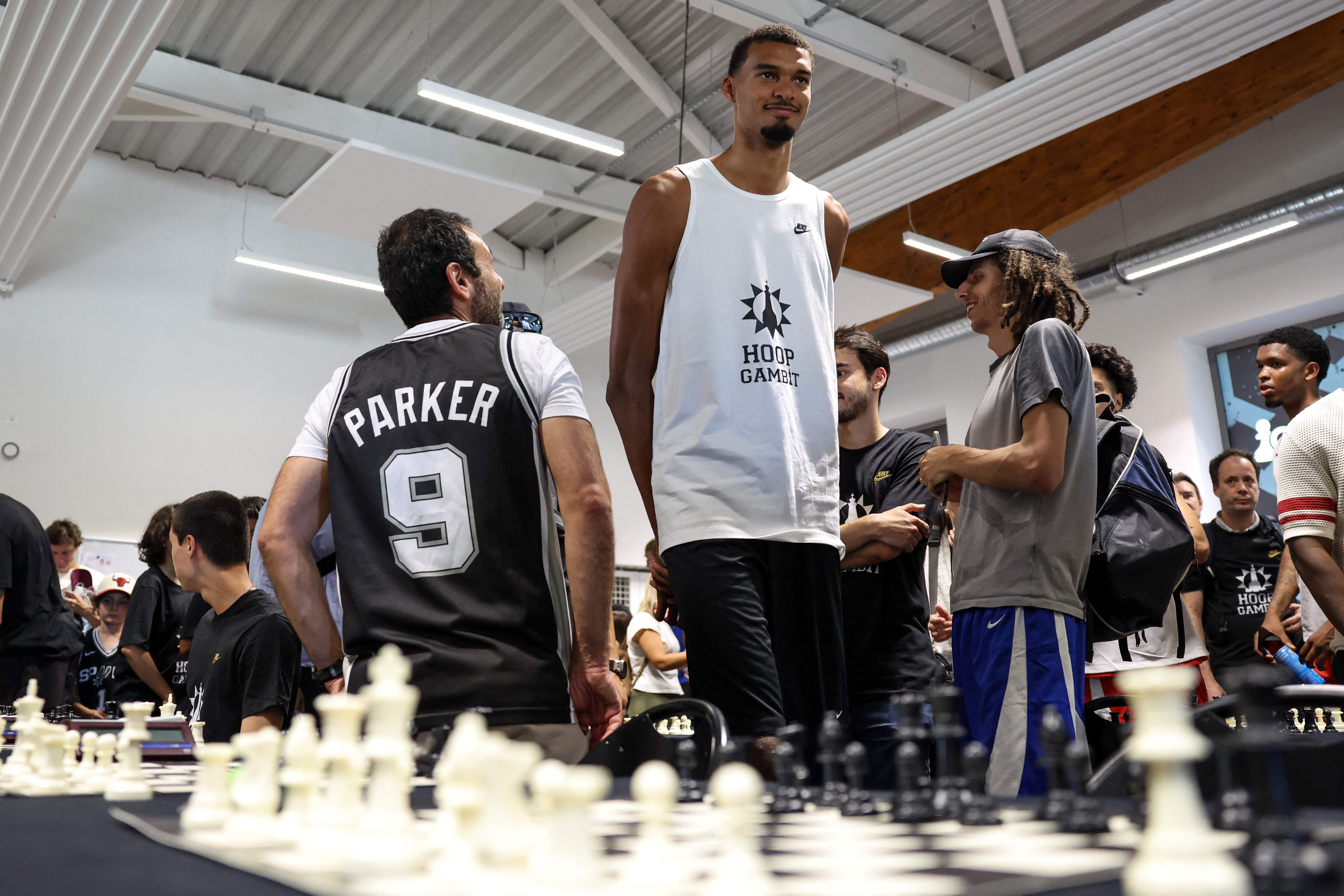 FRANCE-LEISURE-BASKETBALL-CHESS