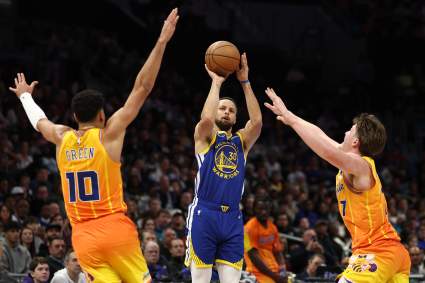 Stephen Curry Homecoming Trade Floated for Hornets