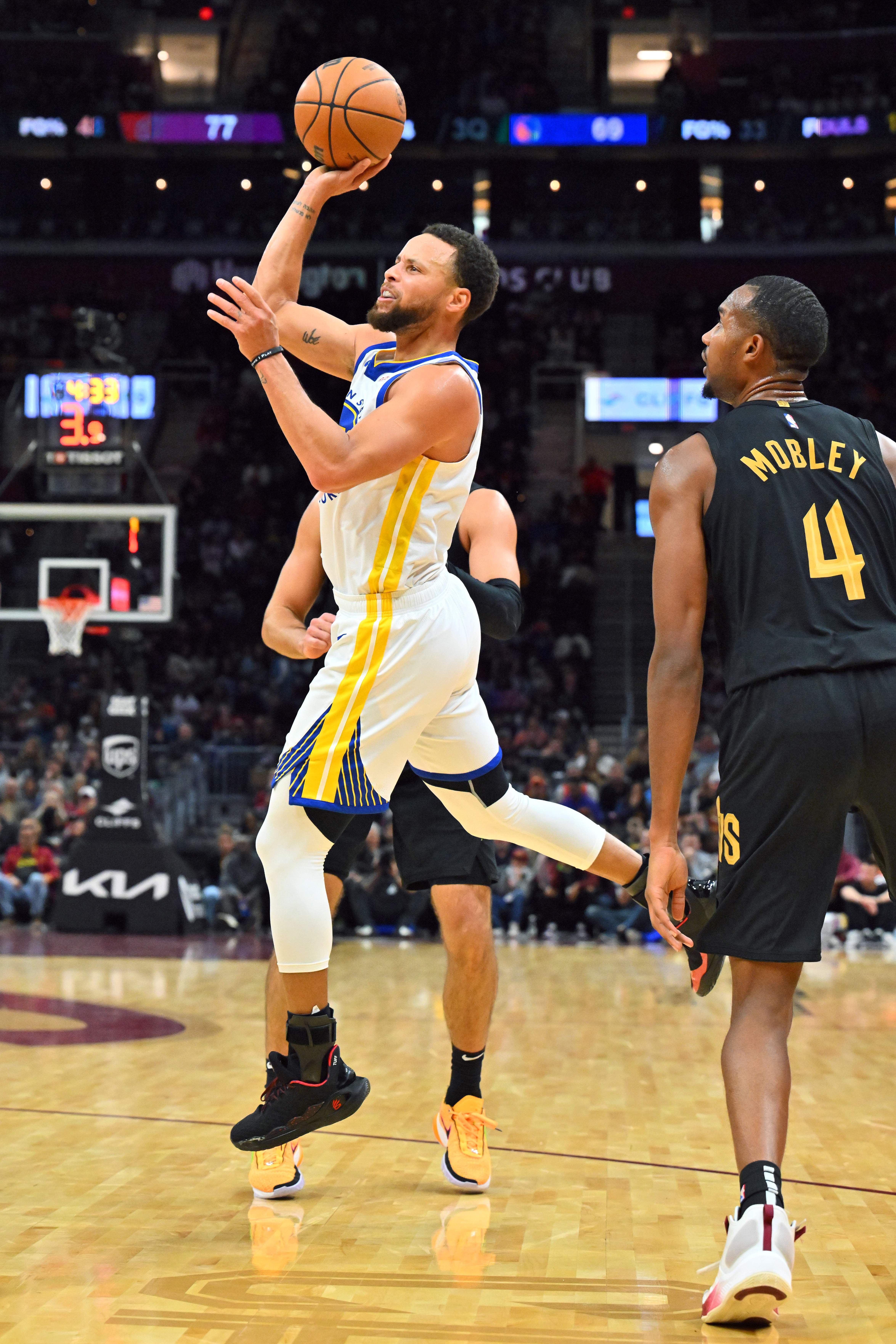 Golden State Warriors v Cleveland Cavaliers
