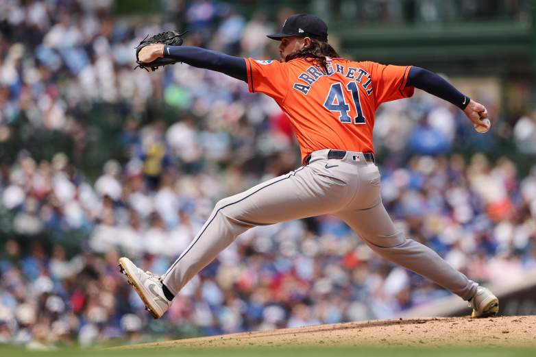 Houston Astros v Chicago Cubs