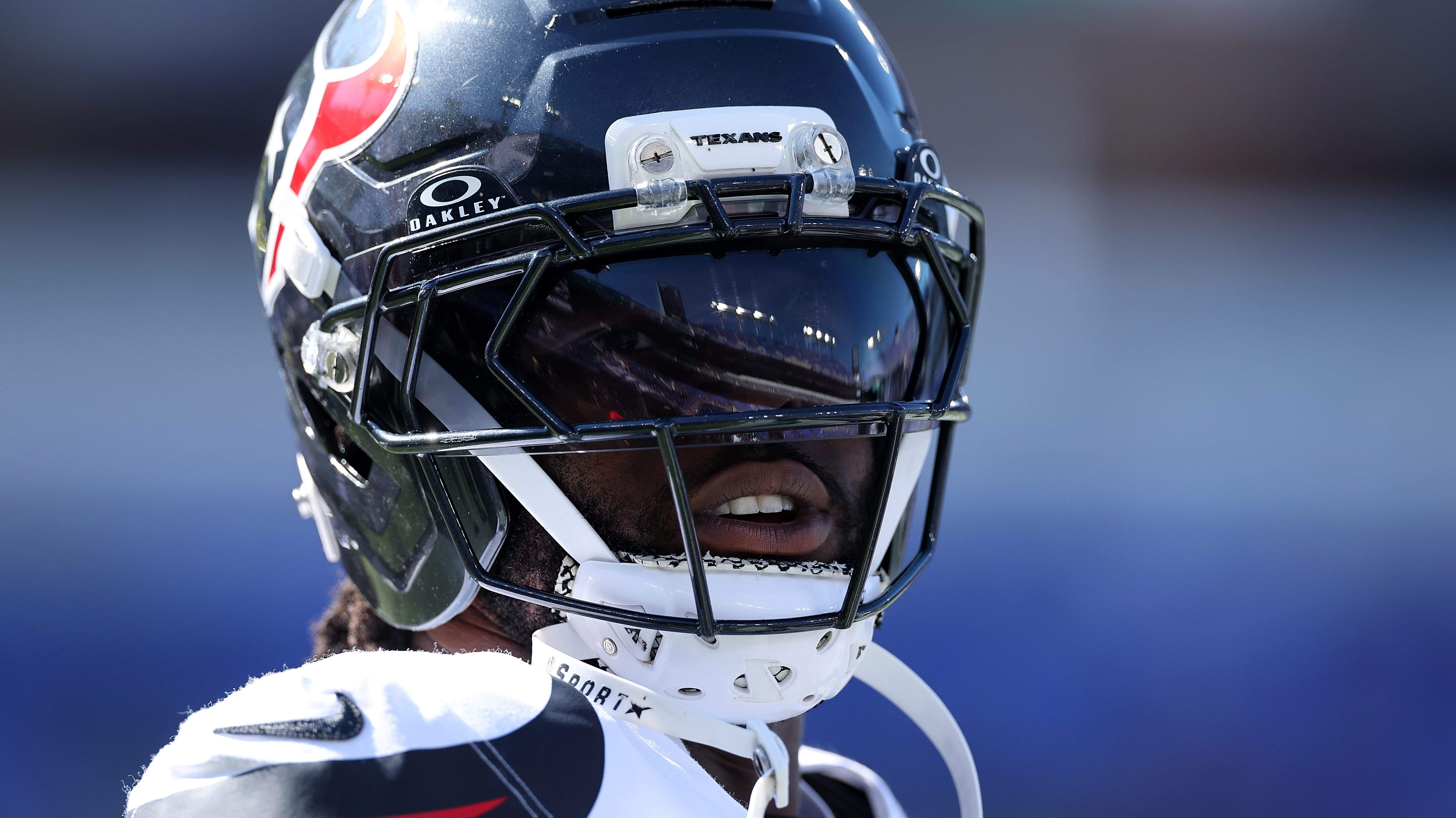 Raiders Cut Ties With Former Texans Running Back Amid Roster Shake-Up