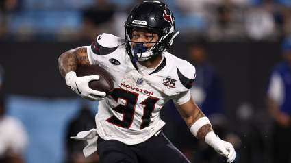 Super Bowl Contender Cuts Former Cowboys RB Deuce Vaughn