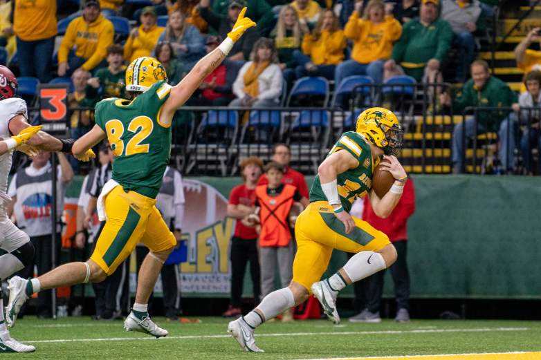 Illinois State v North Dakota State