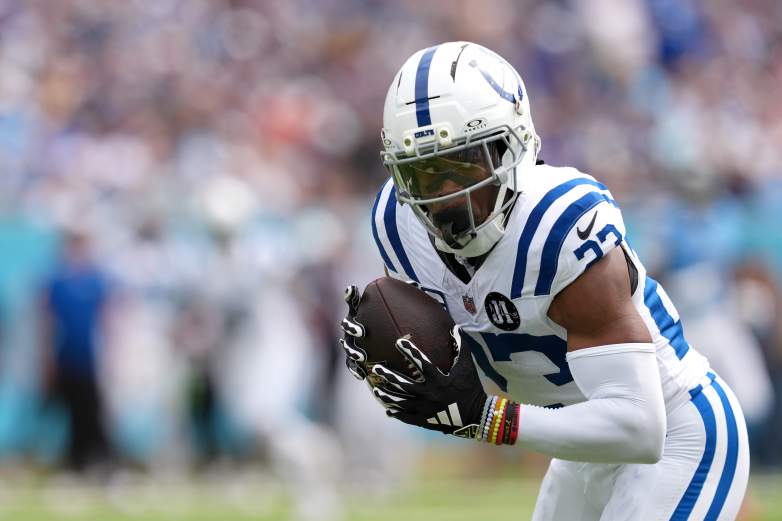 Indianapolis Colts v Tennessee Titans