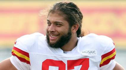 Chiefs Reveal New Injury to Pass Rusher Ashton Gillotte