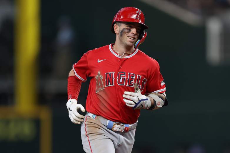 Los Angeles Angels v Texas Rangers