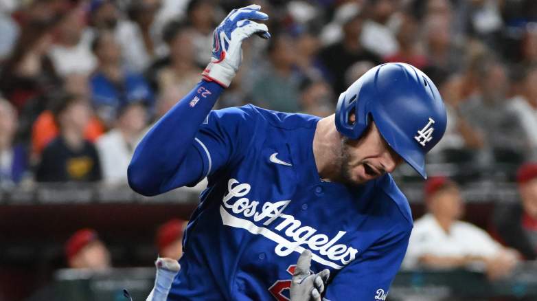 Los Angeles Dodgers right fielder Kyle Tucker under scrutiny for outfield error and hitless streak against the Milwaukee Brewers.