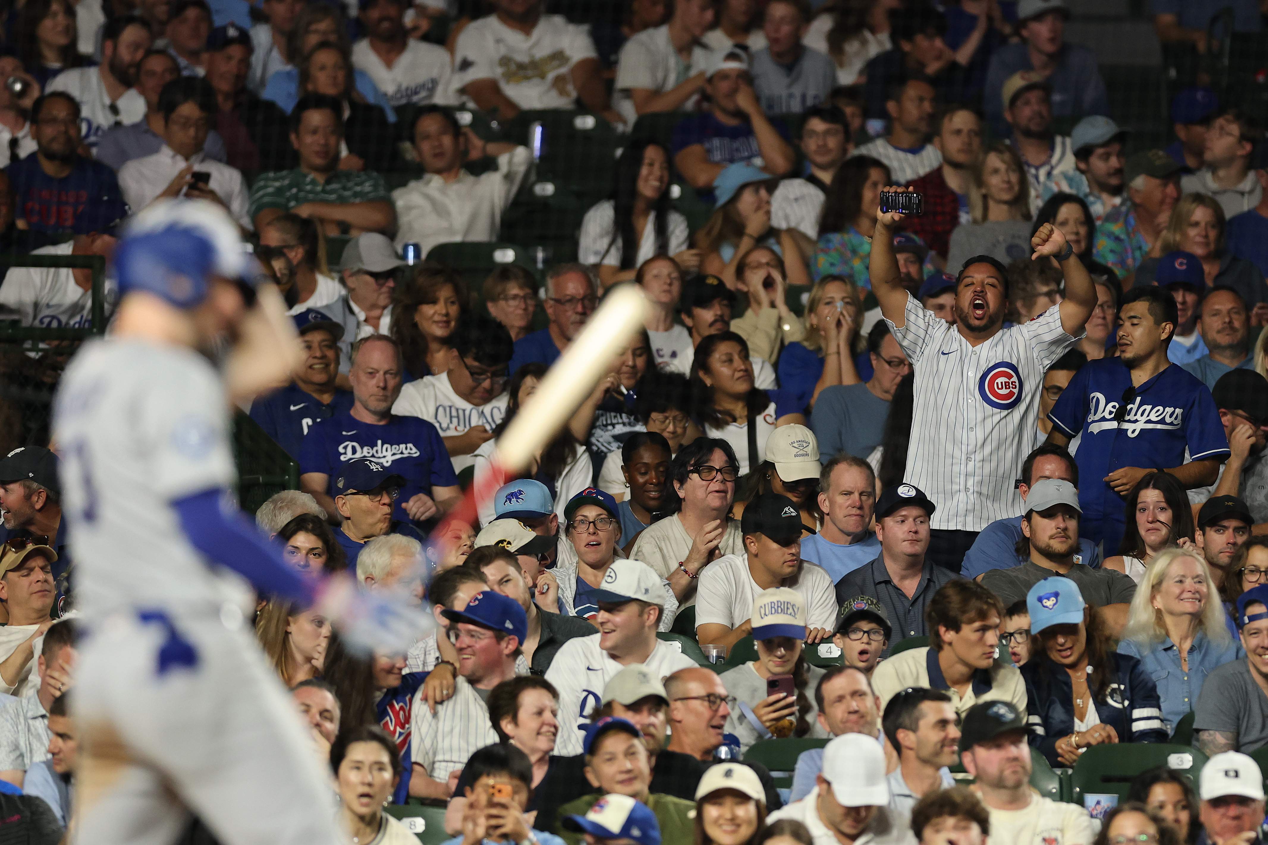 Los Angeles Dodgers v Chicago Cubs