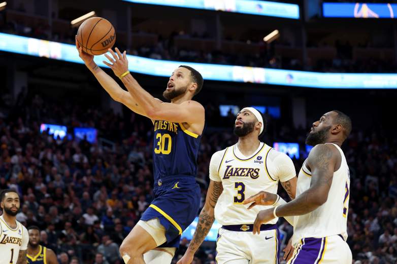 Los Angeles Lakers v Golden State Warriors