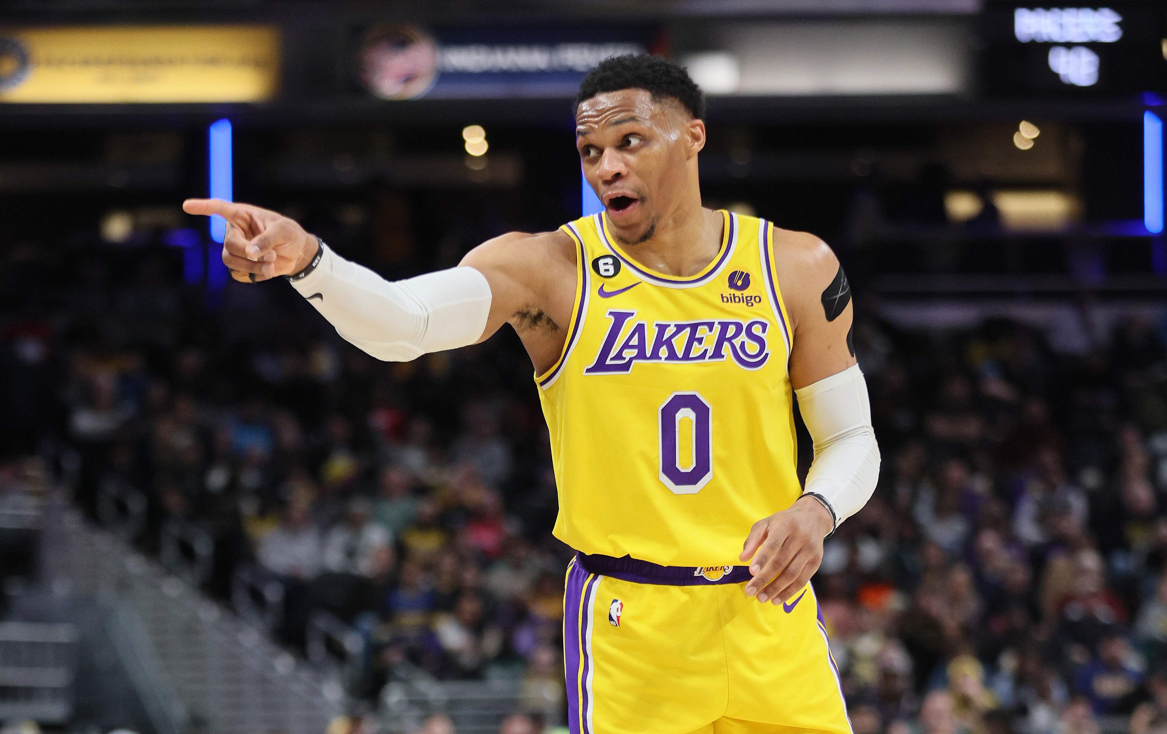Los Angeles Lakers v Indiana Pacers