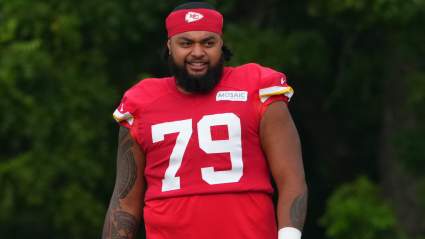 Chiefs Quickly Lose 6-Foot-7, 319-Pound Lineman to Commanders