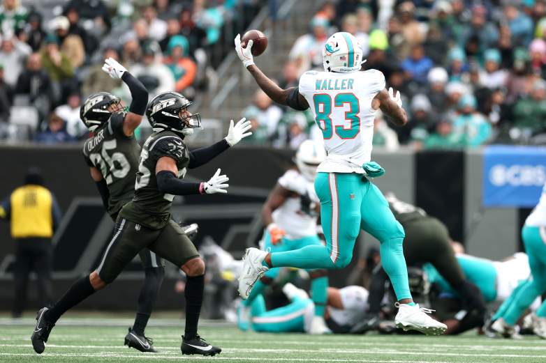 Miami Dolphins v New York Jets - NFL 2025