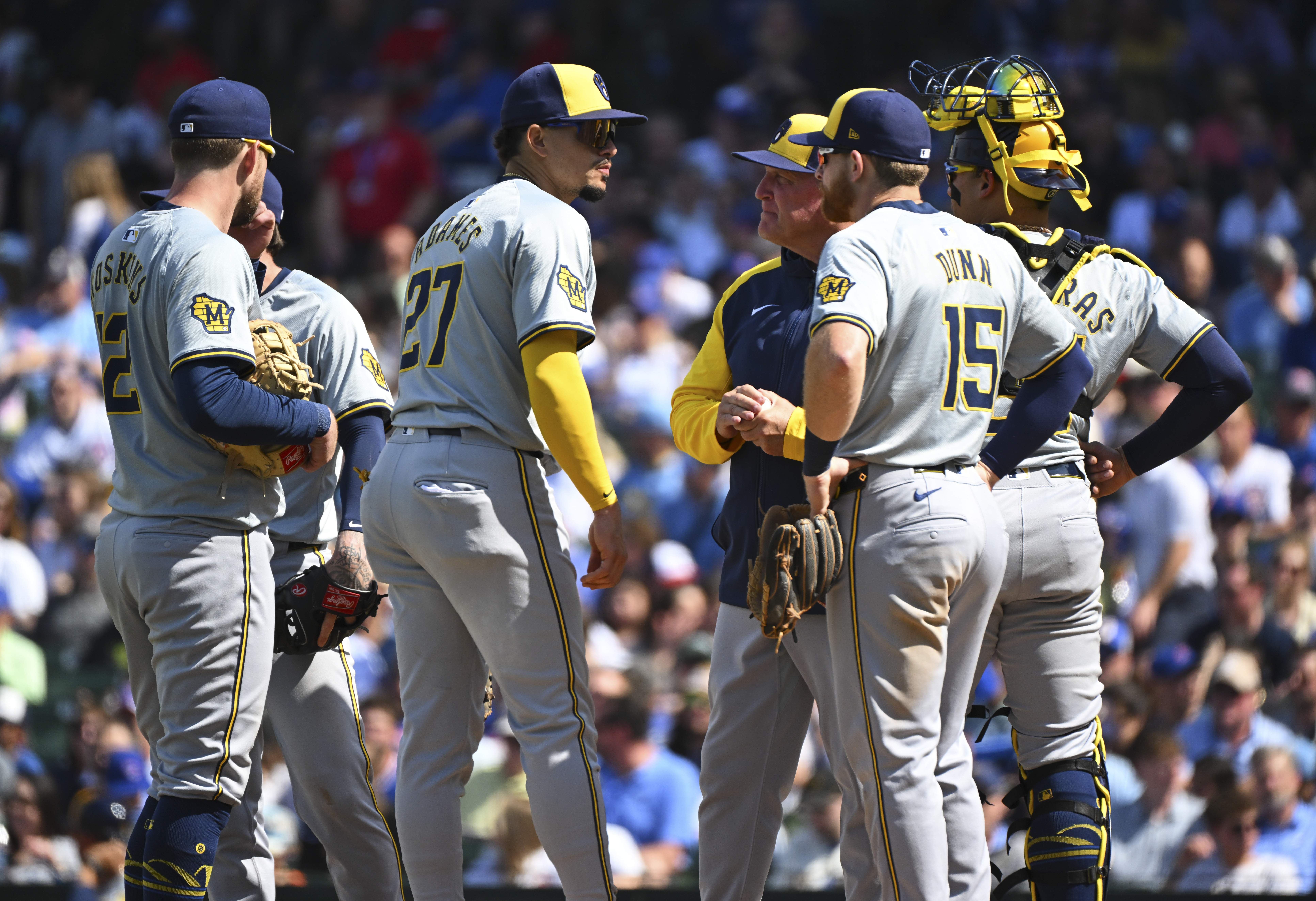 Milwaukee Brewers v Chicago Cubs