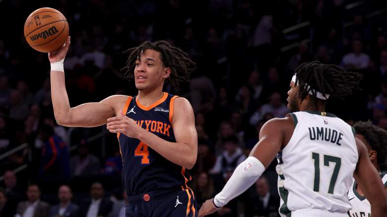 Milwaukee Bucks v New York Knicks