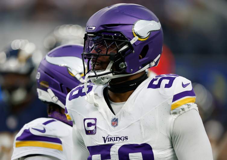 Minnesota Vikings v Los Angeles Chargers