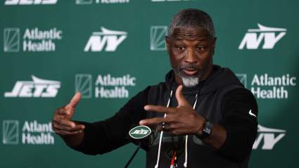 Insider Reveals ‘Tight Race’ for Jets Starting Gig Amid Camp