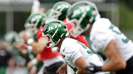Jets Sign Ex-Giants Rookie to Deal Days After Being Cut