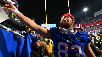 ‘Exceptional’ Bills Tight End Making Case for 53-Man Roster