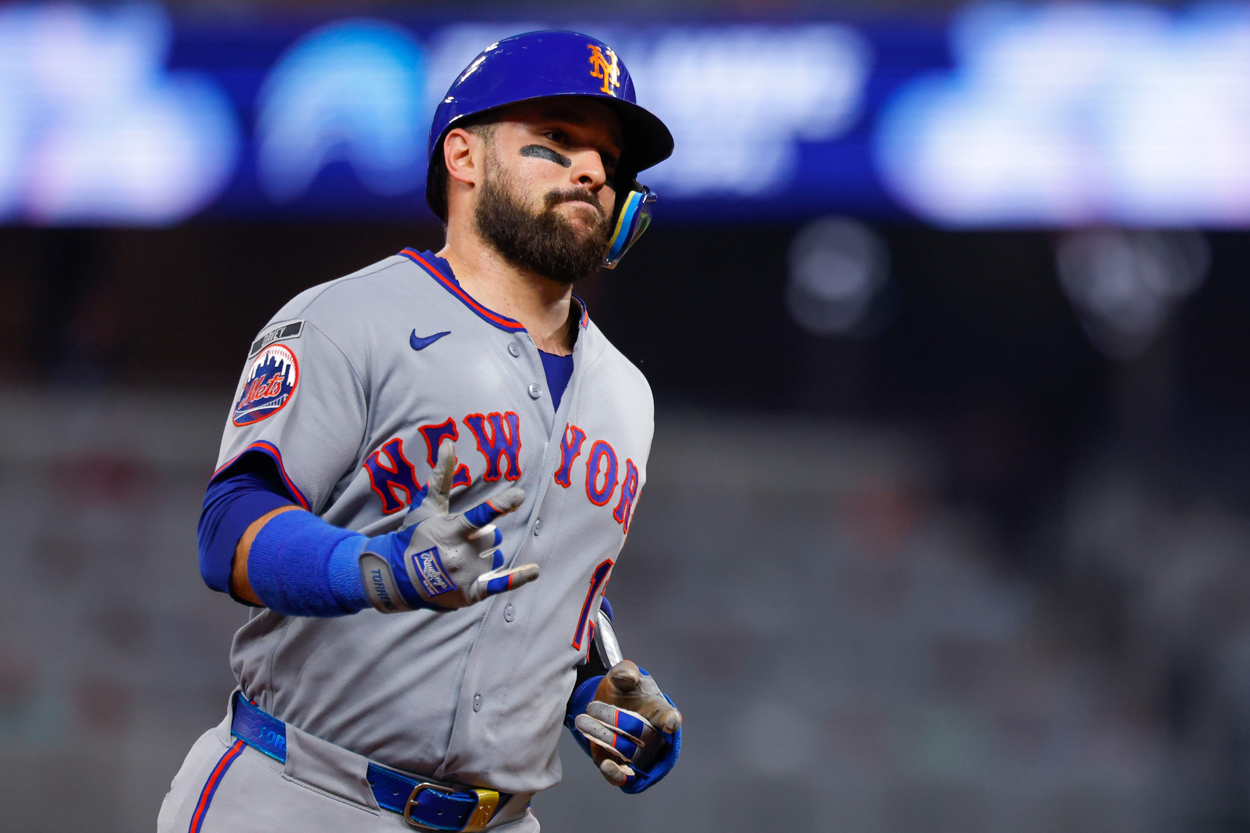 Mets Face Massive Catcher Decision as Luis Torrens Outshines Francisco Alvarez
