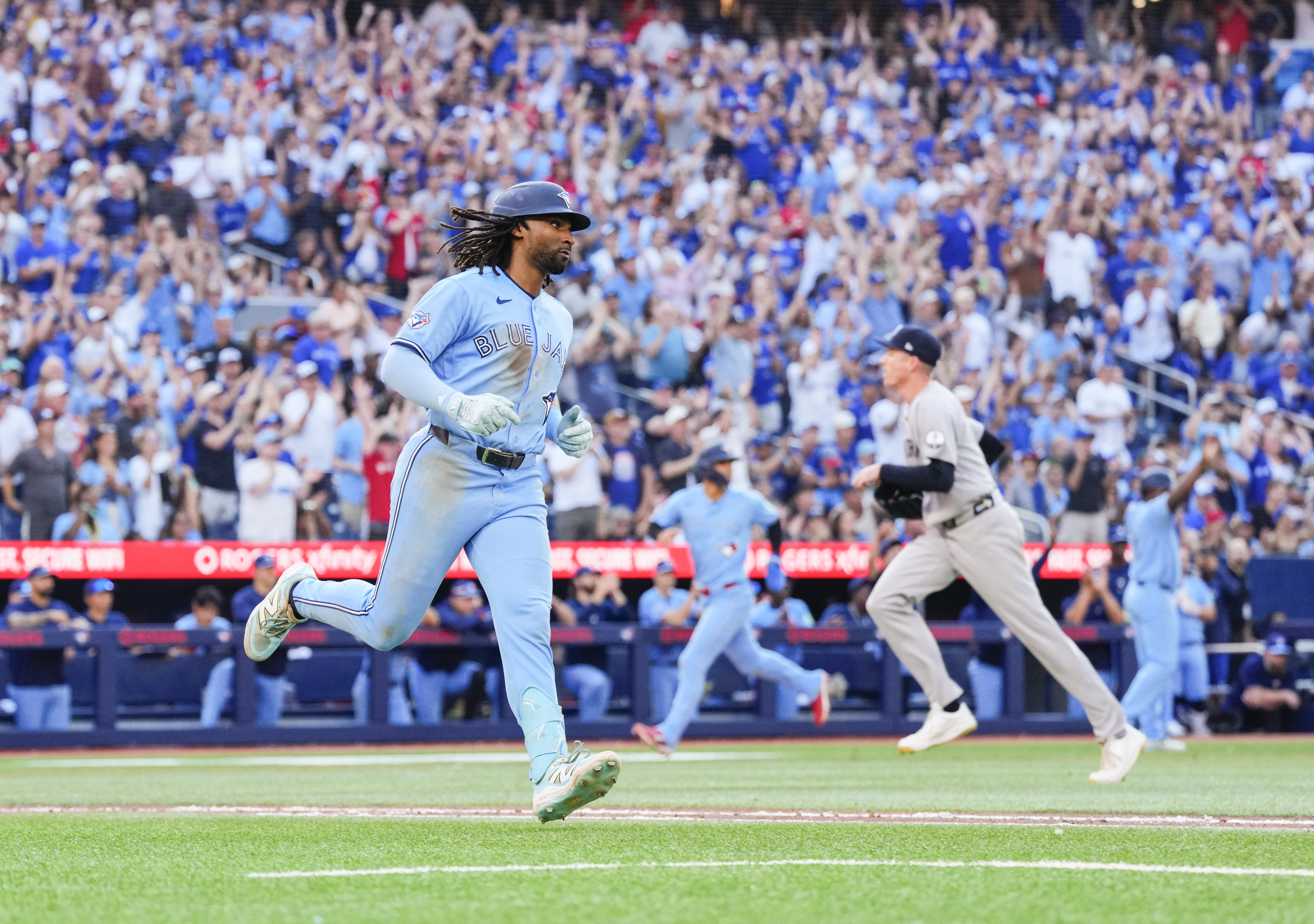 New York Yankees v Toronto Blue Jays