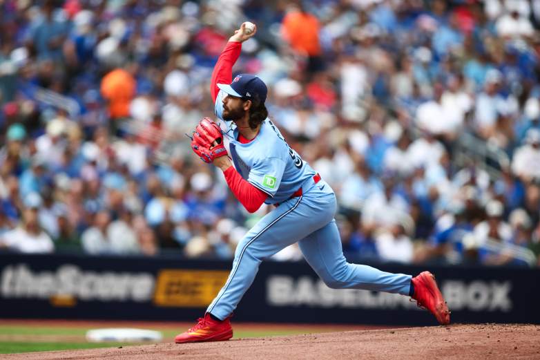 New York Yankees v Toronto Blue Jays