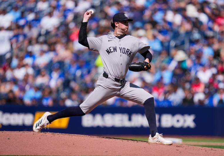 New York Yankees v Toronto Blue Jays