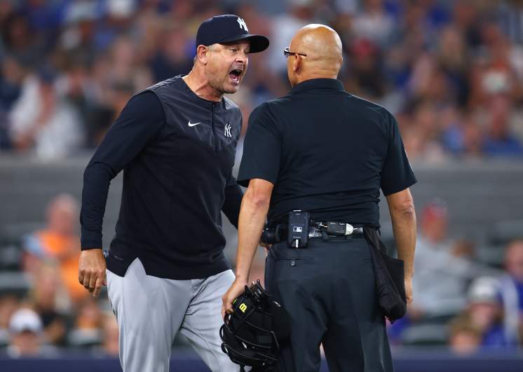New York Yankees v Toronto Blue Jays