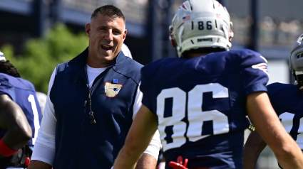 ‘Problem’ Eagles Star Confronts Patriots Head Coach Mike Vrabel