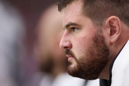 Eagles’ 5-Year NFL Veteran Lineman Calls Out Retirement Rumors