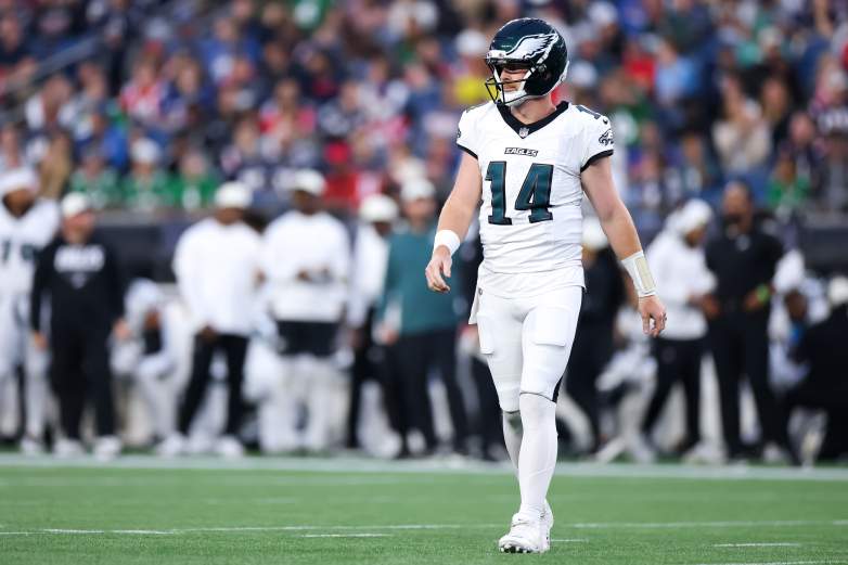 Philadelphia Eagles v New England Patriots
