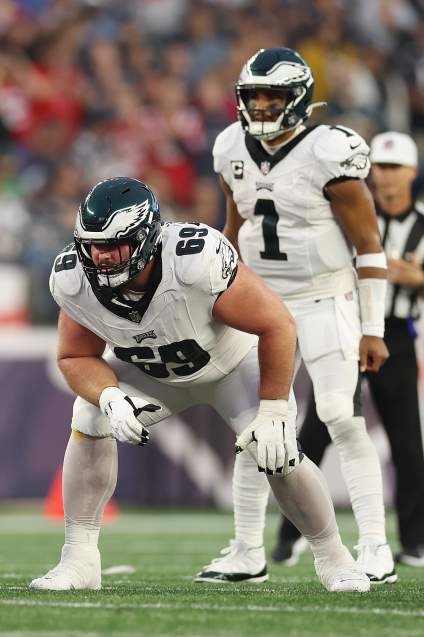 Eagles’ 3-Time Pro Bowler Adds Another Injury Before Cowboys Game