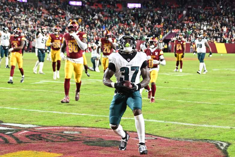 Philadelphia Eagles v Washington Commanders - NFL 2025